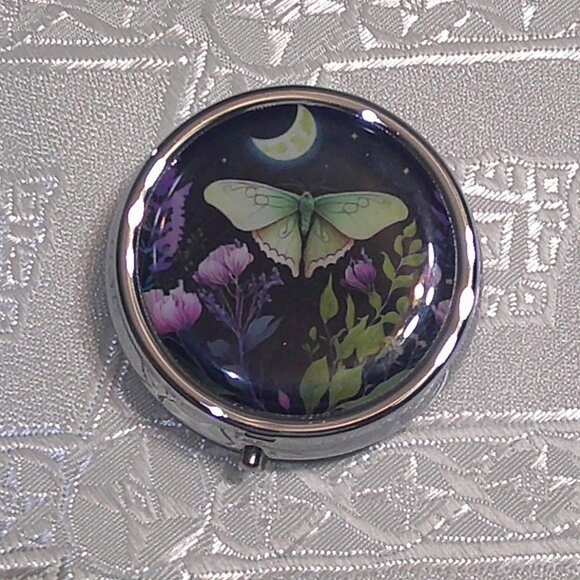 1pc.  Moth & Flowers Pill Box - Picture 1 of 2